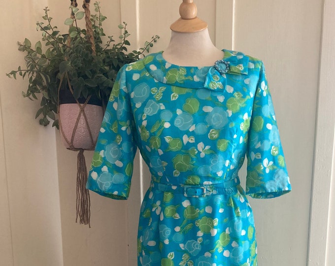 1960’s ‘A Mendel Creation’ Teal Blue Watercolor Floral Print Belted Shift Dress with Bow and Brooch Boatneck Large
