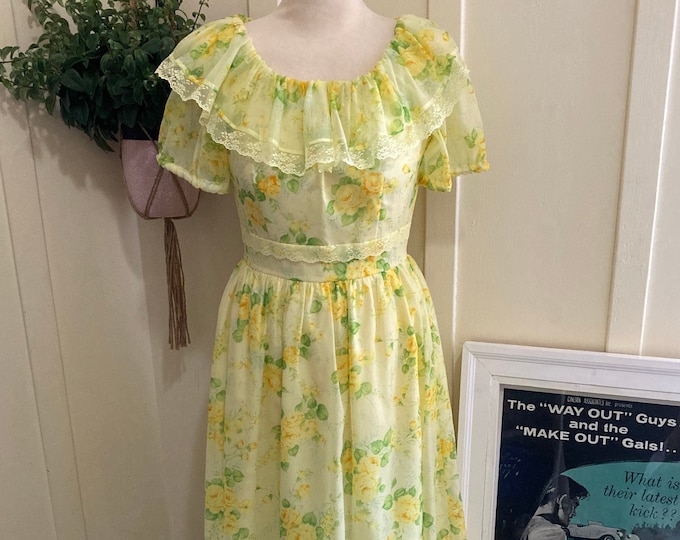 Vintage Yellow Floral Rose Print Bohemian Puff Sleeve Prairie Midi Dress with Lace Trim