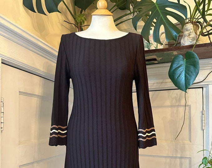 80’s ‘Jones Studio’ Brown Knit Retro Sweater Dress with 3/4 Sleeves and Contrast Trim