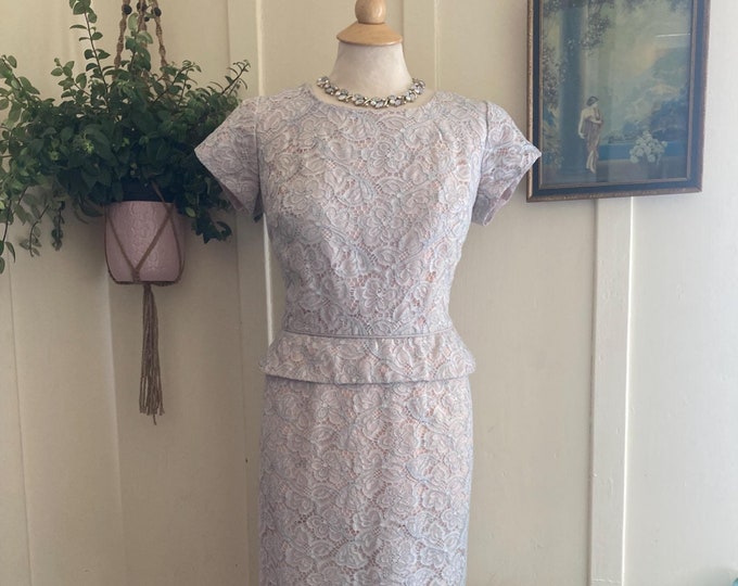 1960’s Chantilly Lace Short Sleeve Pinup Sheath Cocktail Dress with Peplum
