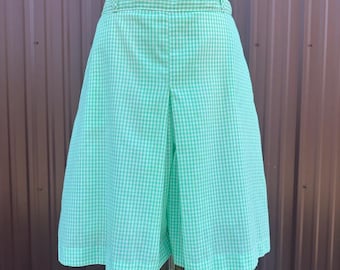 Vintage 70's Pastel Green Gingham High Waisted Skort by 'Jantzen' | size large