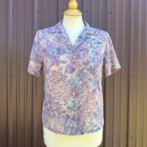 Vintage Handmade Short Sleeve Purple Floral Cotton Voile Collared Button Up Blouse