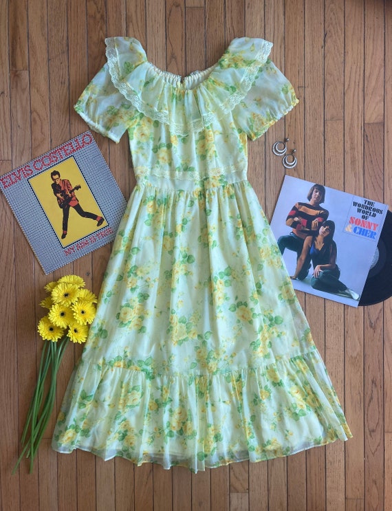 60’s/70’s Rose Print Lemon Yellow Prairie Dress wi