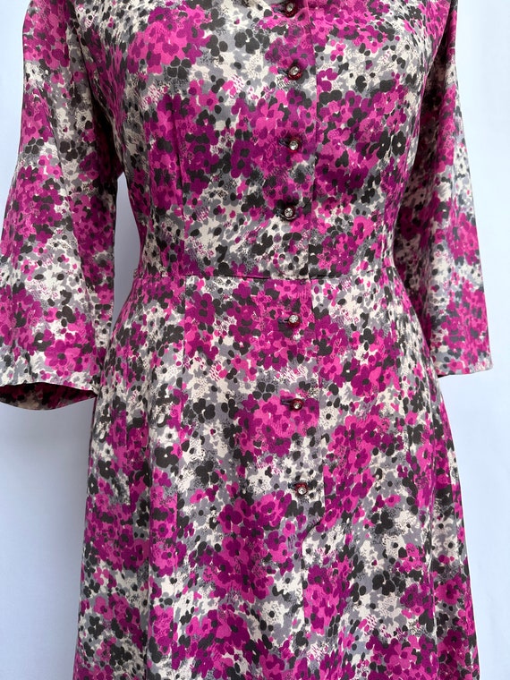 1970’s Fuchsia Floral Print Collared Shirt Dress … - image 7