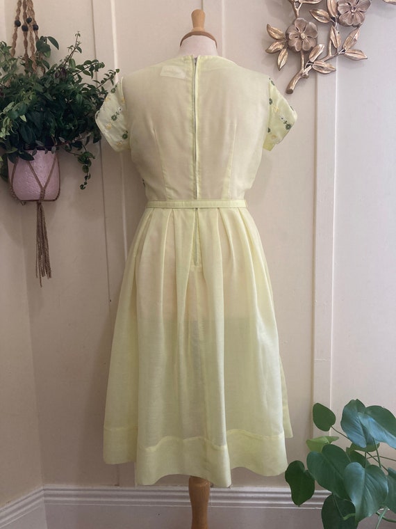 50’s/60’s Pale Yellow Fit and Flare Belted Day Dr… - image 8