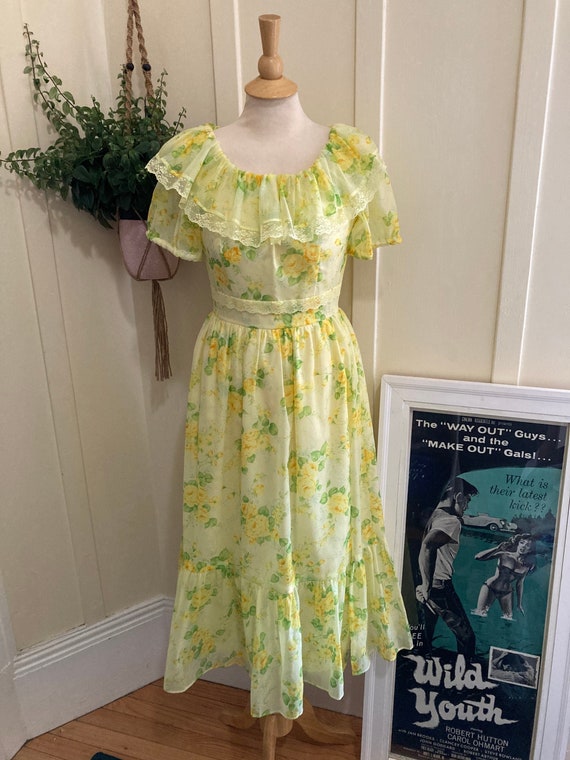 knee length dresses for ladies Eva Printed Midi Dress - Yellow Trailing Floral