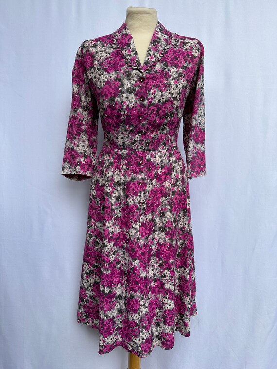 1970’s Fuchsia Floral Print Collared Shirt Dress … - image 1