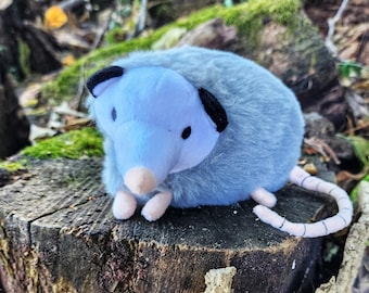 Fabulous Possum Opossum 6 Inch Plush With Posable Tail
