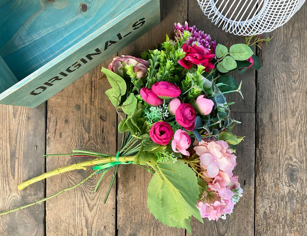 9pcs Bunch of Artificial Flowers Rose Peony Hydrangea Silk Flower Green