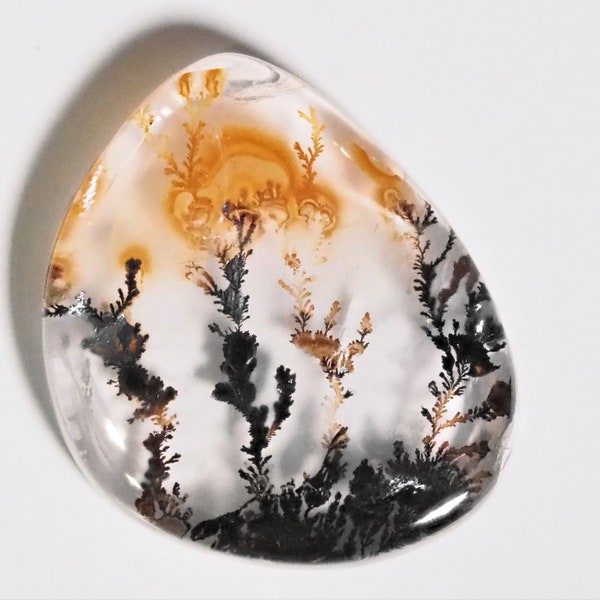 Dendritic quartz - 20x18 mm.- fantasy landscape-