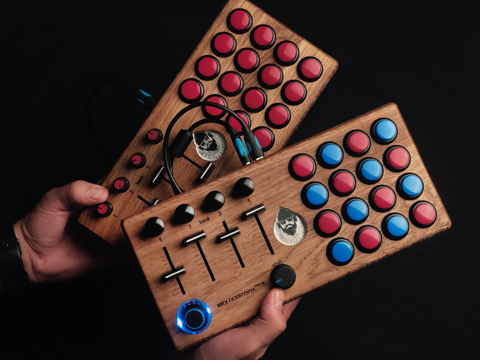 цветы вышивка пуговицы. пасхальная открытка поделка. бирки для рукодельниц. квиллинг пасха. M handmade.