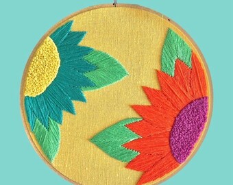 Bold Sunflower Snapshot 7 inch Embroidery Hoop Art