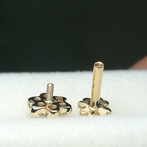 14K Solid Gold 16g Labret Bezel Set CZ Diamond Internally Threaded/Tragus/Cartilage/Medusa piercing philthrum Helix Rook Conch Snug top Lobe Lip