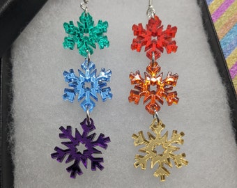 Rainbow Snowflake earings,snowflake earrings, earrings,snowflakes,rainbow earrings,earrings,jewellery,winter jewelry, pride,pride earrings