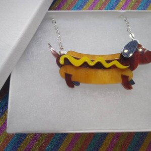 Hotdog,hotdog necklace,animal necklace,acrylic necklace,acrylic jewelry,lasercut necklace,sausage dog,sausage dog necklace,dog necklace,dog image 5