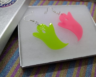 Ghost earrings,acrylic earrings,halloween earrings,ghosts,neon jewellery,lasercut earrings,horror earrings,eighties earrings,fun jewellery