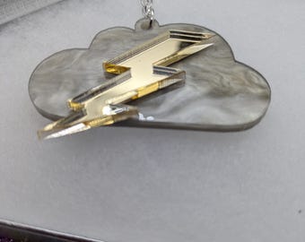 Thunder necklace