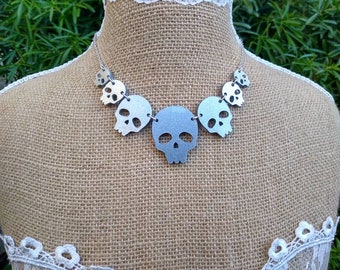 Skulls necklace