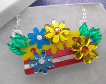 Flower necklace