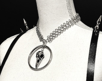 Raven skull chainmaille choker necklace in stainless steel