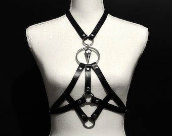 Pendentif crâne de corbeau pour harnais de poitrine en cuir végétalien