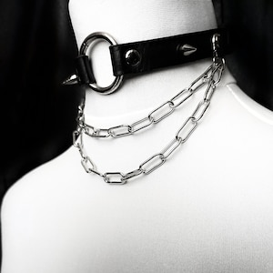 Chained choker spiked studs and o-ring, vegan leather (biothane) and stainless steel