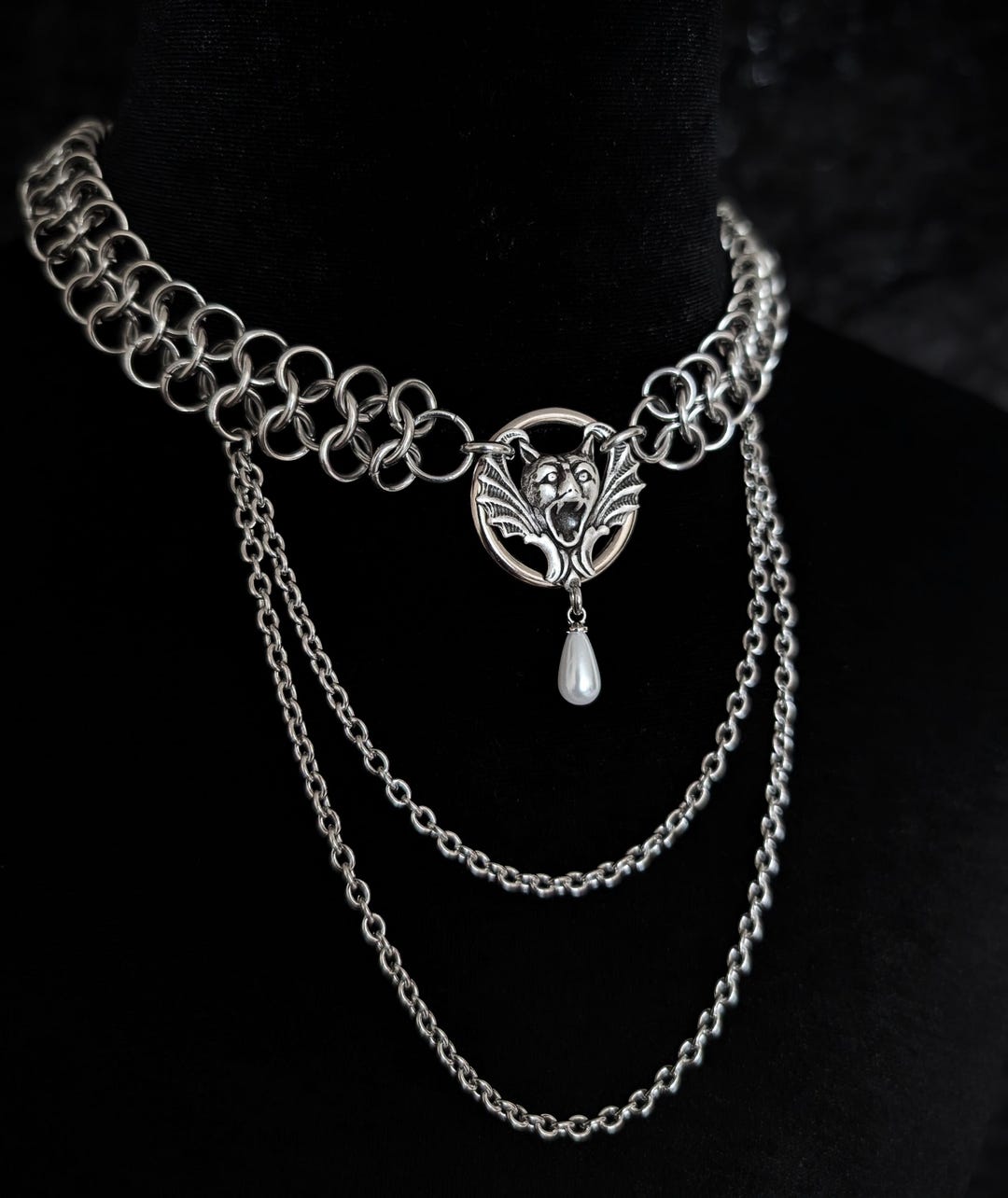 Chainmail Necklace Gothic Bat, Pearl and Chains in Stainless Steel ...