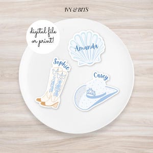 Tarjetas de lugar con temática de vaquera costera / Decoración playera para despedida de soltera o de soltera / Diseños personalizados de conchas, botas y sombreros (digitales o impresos)