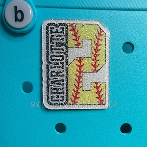 Dije personalizado con número brillante para bolso deportivo Bogg - Idea de regalo personalizada - Botones para bolso Bogg - Accesorios para bolso Bogg - Dije para bolso - Deportes