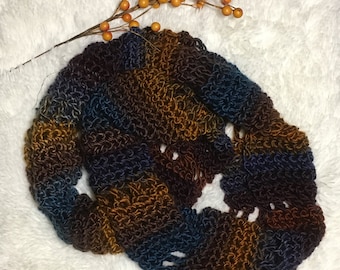 Wind Drift scarf / infinity scarf / cowl crochet pattern