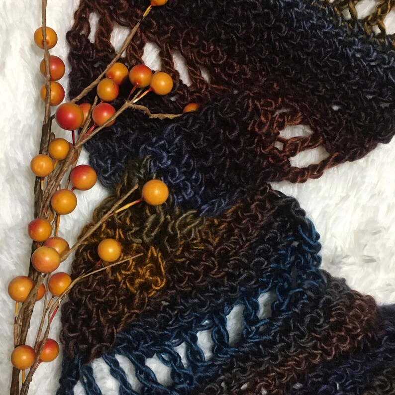 Wind Drift scarf / infinity scarf / cowl crochet pattern image 2