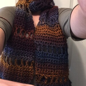 Wind Drift scarf / infinity scarf / cowl crochet pattern image 6