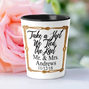 Custom Shot Glasses, Wedding Shot Glasses, Bridal Shower Favors, Personalized Shot Glasses, Wedding Gift Ideas, Shot Glass, SH016