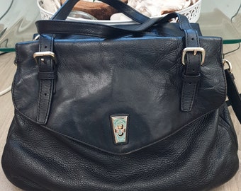 Marc by Marc Jacobs Top-Luxus-Damenhandtasche aus echtem Rindsleder + Schultergurt, schwarze Farbe, mittlere Größe