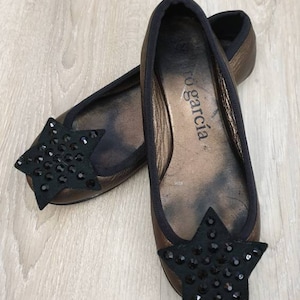 Pedro Garcia made in Spain beautiful women&#39;s shoes,genuine leather brown pearl color,big black star with black Swarovski stones,size EU-35.5