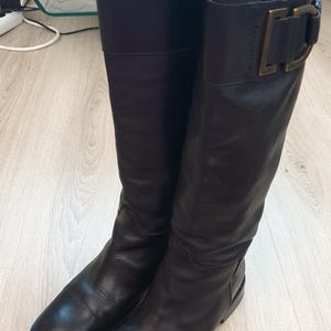 Max Mara gemaakt in Italië ZELDZAME vintage 90 'echte leren knielaarzen voor dames, zwarte kleur, maat EU-38