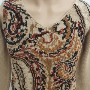 Max Mara weekend gorgeous knitted women&#39;s embroidered sweater.very soft,multicolor, size S