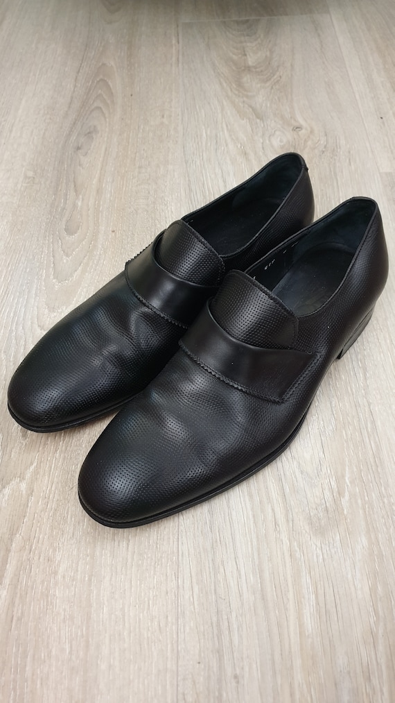Salvatore Ferragamo Made in Italy Top Luxury All Genuine  display picture 2