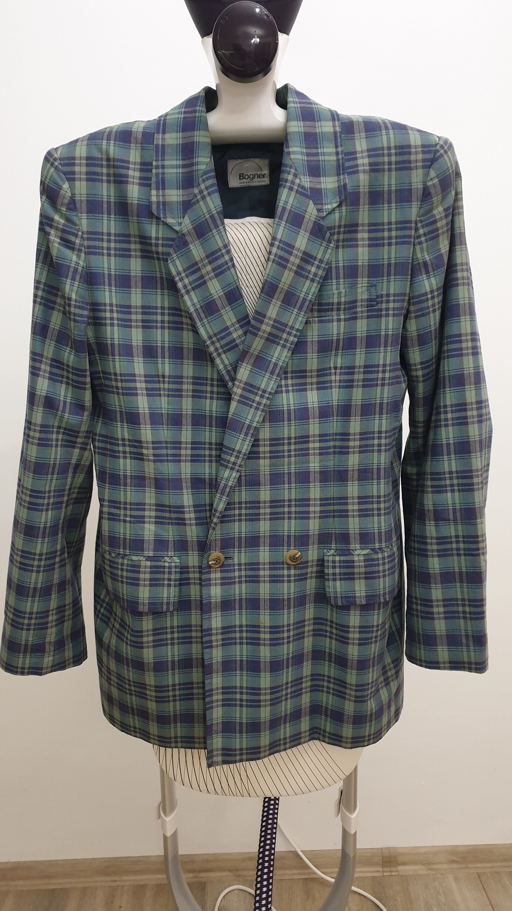 Bogner made in West Germany RARE vintage  80' luxury men's blazer,coton,multicolor,size D-38, ( S )