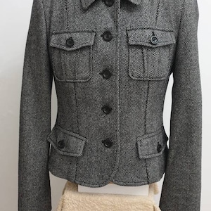 Marc Cain luxury women's jacket, top quality virgin wool, silk, color gray. size 3