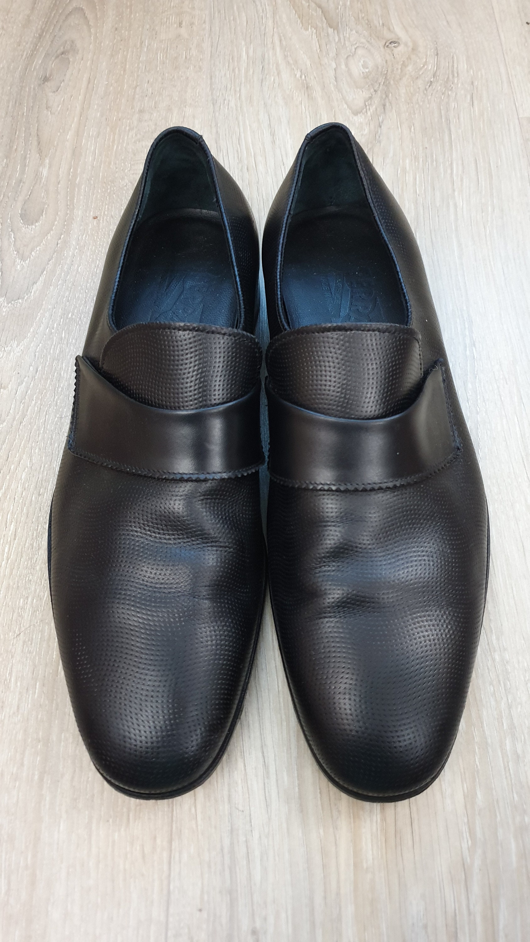 Men’s Salvatore Ferragamo Lavorazione Originale Black with Silver Buckle Shoes Salvatore Ferragamo Men main image 2