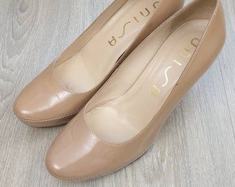 Unisa made in Spain luxury patent leather heels shoes,color beige,size EU-39