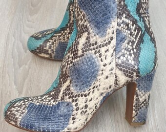 The Seller made in Italy luxury women's genuine leather ankle boots,snake skin print,multicolor,size EU-37.5