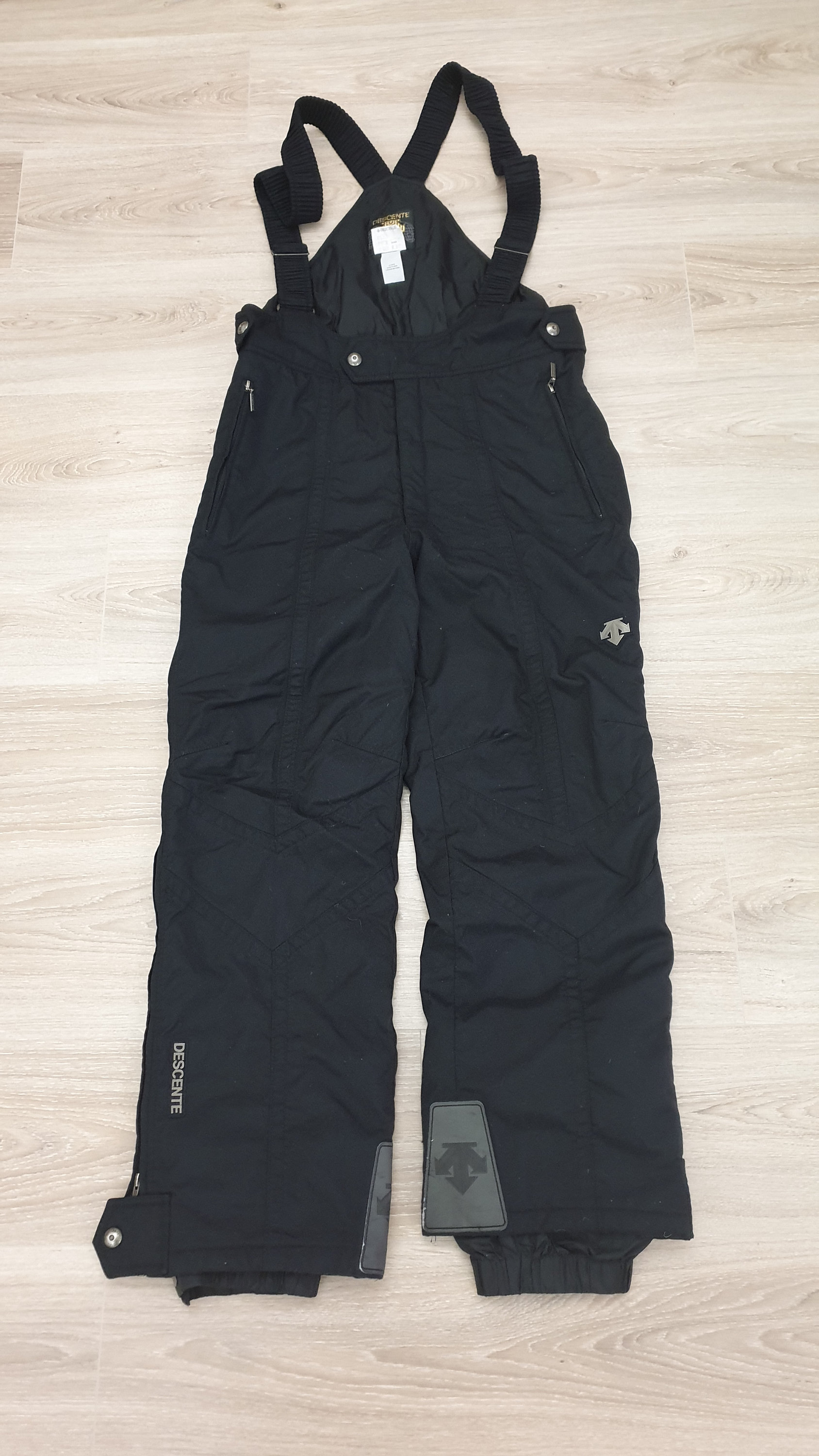 Descente Famous Ski Wear Brand,ski/snowboard Bib's Pants Descente Famous Ski Wear Brand,ski/snowboard Bib's Pants