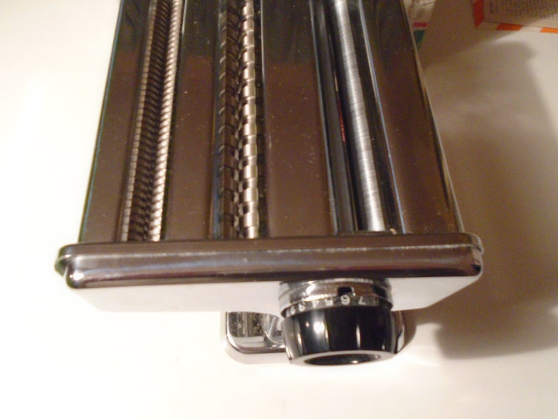 ferrara italian noodle machine vintage chrome finish complete