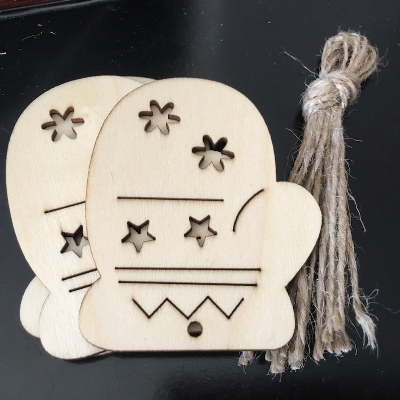 Home Decoration Christmas Tree Ornament Christmas Ornament Laser Cut Wooden Chips. 10pcs Christmas Wood Chips Christmas Party Supplies