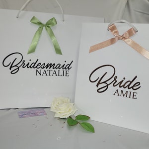 Personalisierte White Ribbon Hochzeit Geschenktüten, Brautjungfer, Groomsman