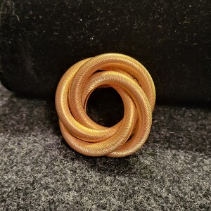 Vintage Twisted Gold Tone Rope Textured Brooch
