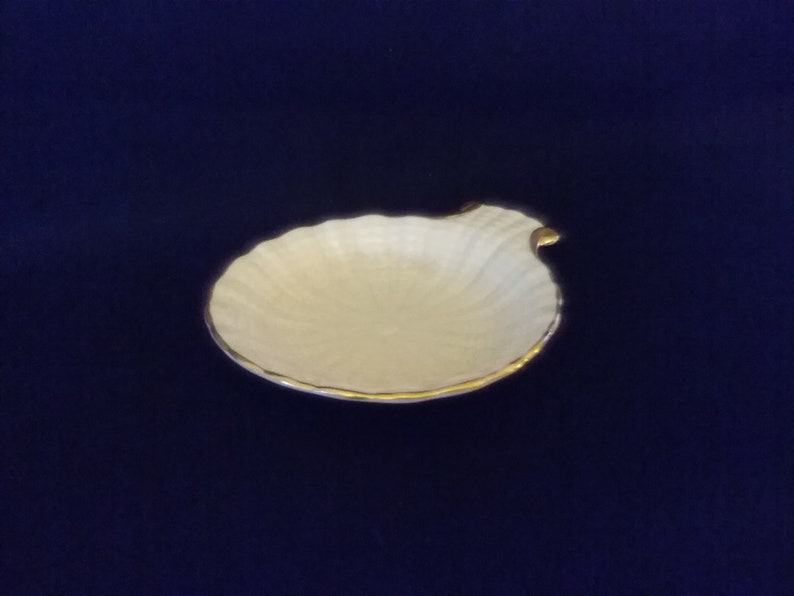 Vintage Lenox Porcelain Clam Shaped Dish 24 K Gold Trim Aegean Collection