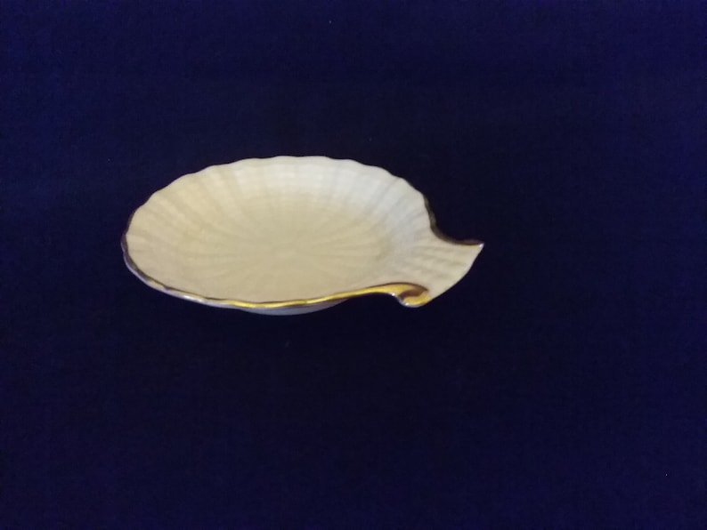 Vintage Lenox Porcelain Clam Shaped Dish 24 K Gold Trim Aegean Collection